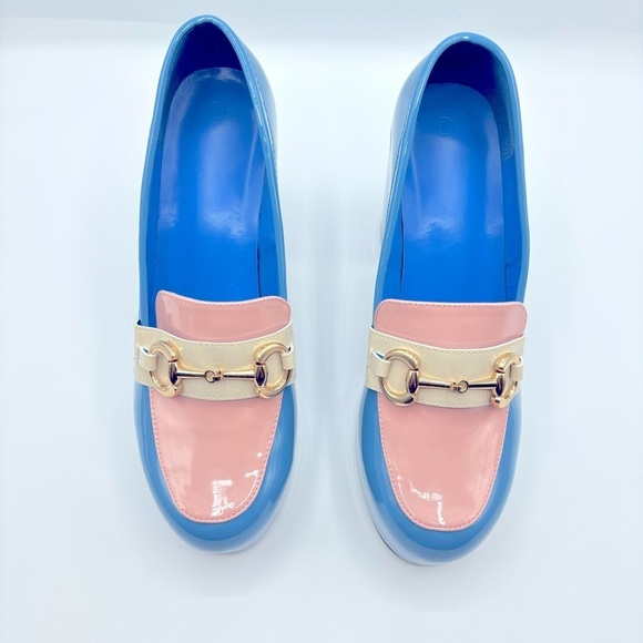 Platform Heels Powder Blue and Pink Pump Gold Chain
Size 7 1/2 - Picture 3 of 10